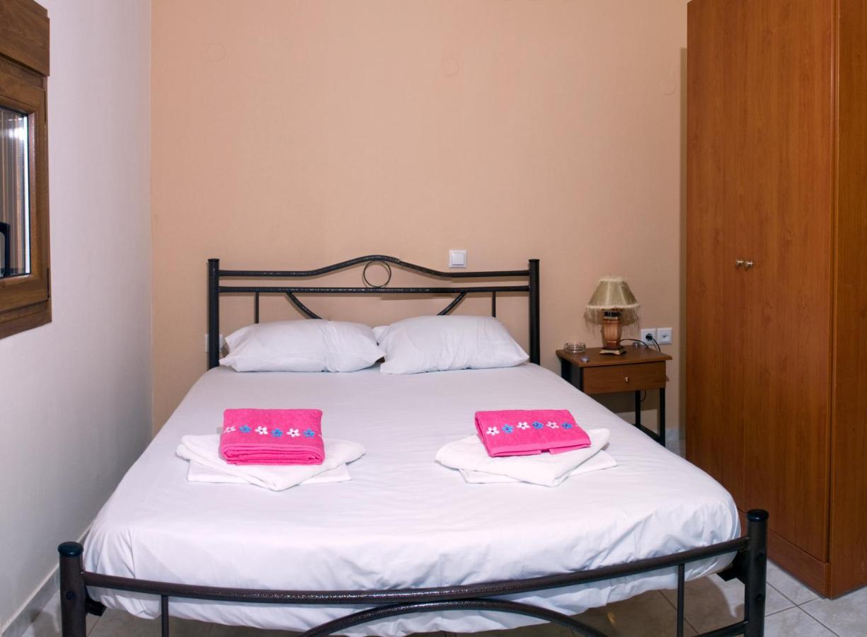 Christina Apartments Panormos  Ngoại thất bức ảnh